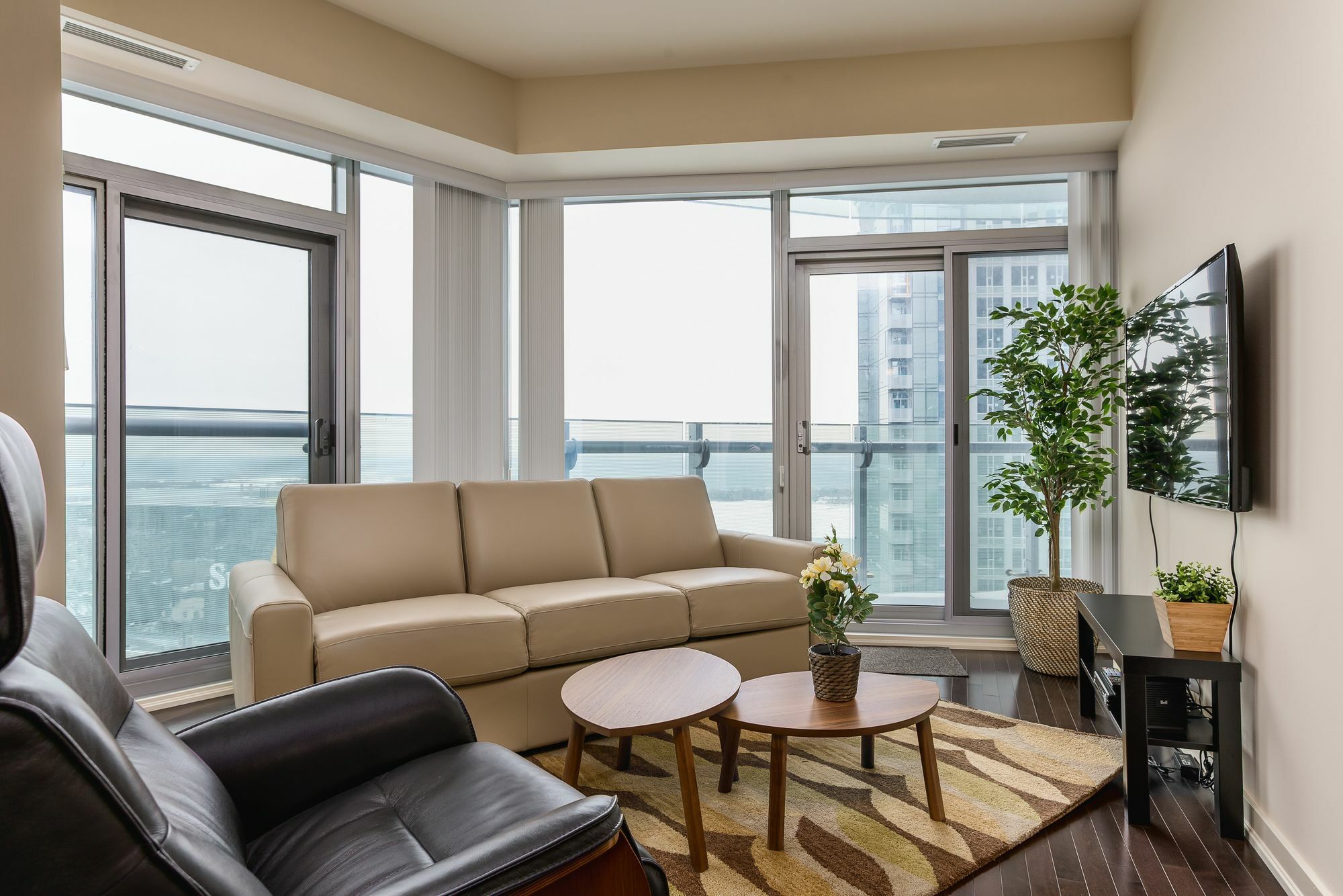 Quickstay - Upscale 3-Bedroom With Gorgeous Lake View Toronto Exterior photo